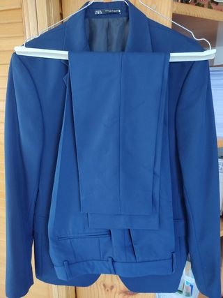 Traje chico azul marino 