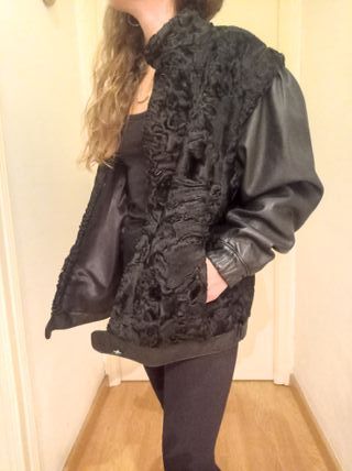 Cazadora cuero y astracan. Talla S-M