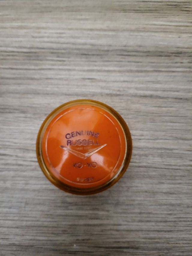 Yoyo Russell profesional