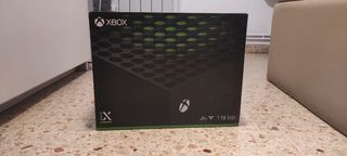 Xbox Series X 1TB Negra + 3 juegos