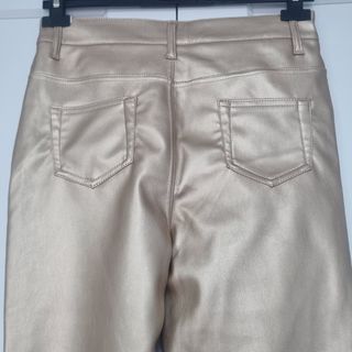 Pantalon dorado Softy