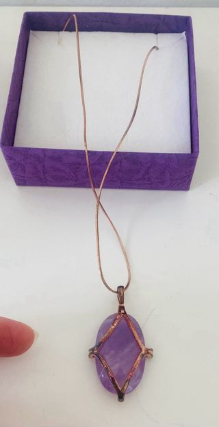 collana artigianale viola