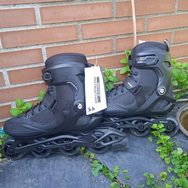 Protectores patinaje y casco