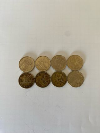 ocho monedas antigua de cinco pesetas
