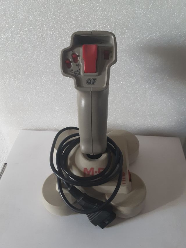 Joystick antiguo Qj PC Fighter.