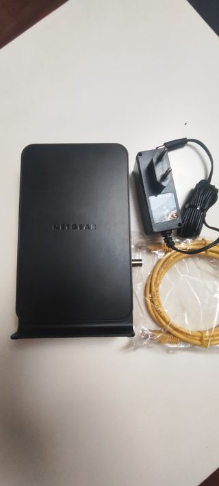 Router Netgear CG3100D v3
