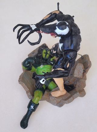 2000 Marvel Legends Venom Lethal Protector