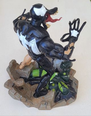 2000 Marvel Legends Venom Lethal Protector