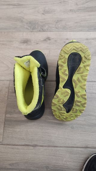 botas de nieve para niño.