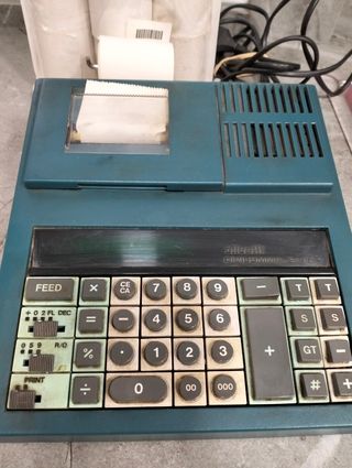 Calculadora vintage electrica Olivetti perfecta