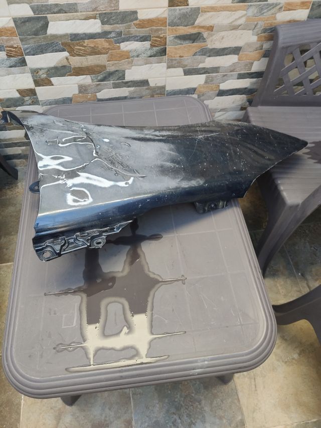 Aleta delantera Peugeot 5008 2012