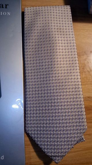 Corbata Nueva 