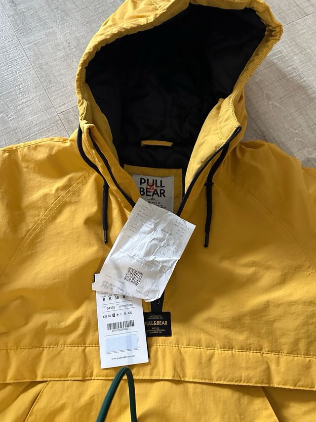 Chaqueta tipo Carhartt de Pull&Bear sin estrenar