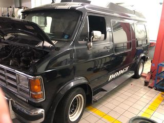 Chrysler Dodge Raw 250 1984