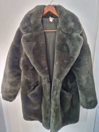 Abrigo de pelo verde botella