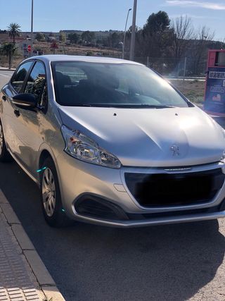 Peugeot 208 2016