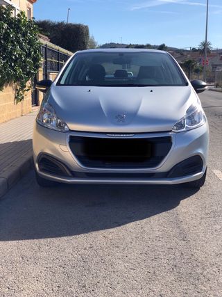Peugeot 208 2016
