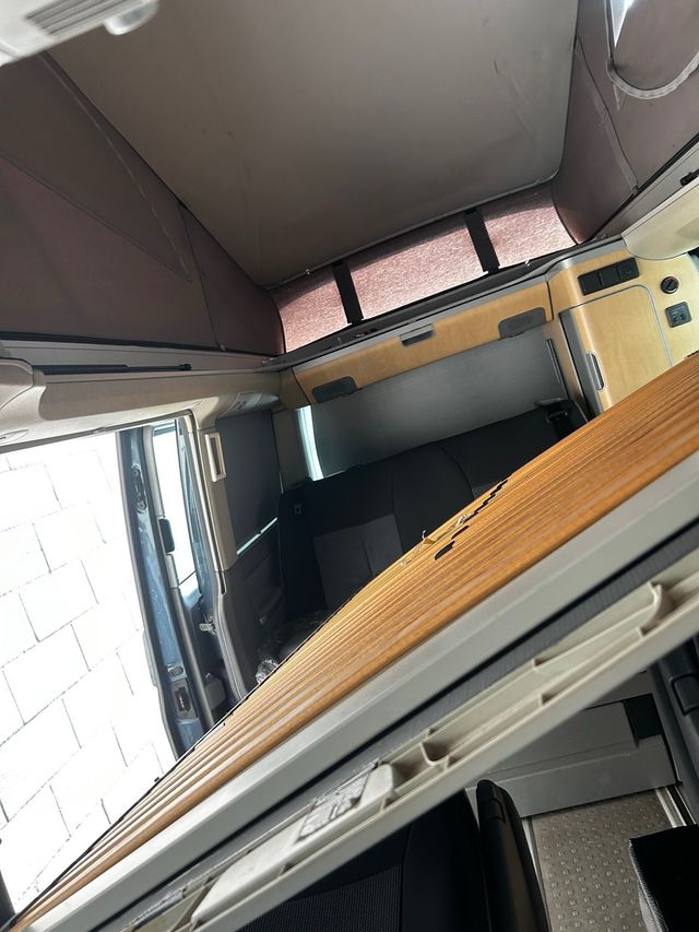 tapiceria de coches, techos y puertas despegadas