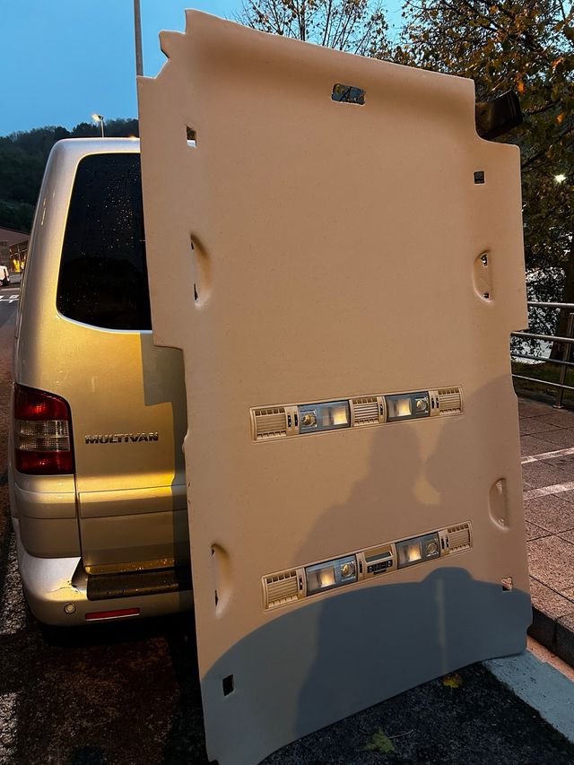 tapiceria de coches, techos y puertas despegadas