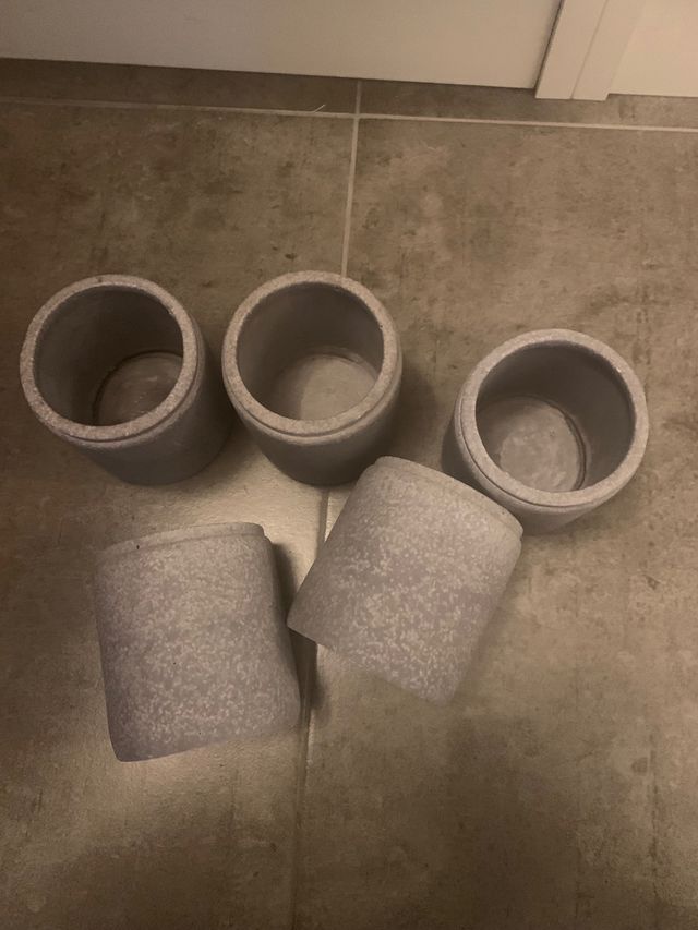 Lote 5 maceteros pequeños gris