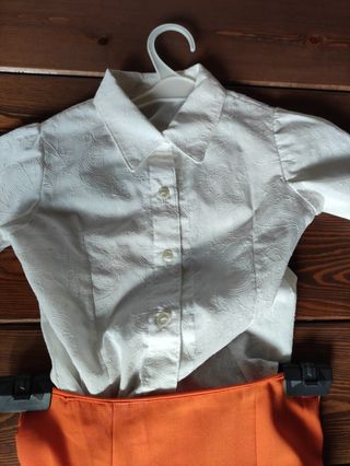 Traje de flamenca infantil con complementos