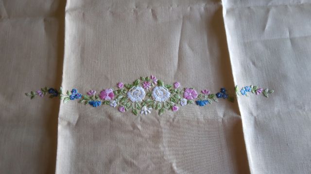 Centrotavola fiori cotone