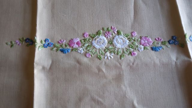 Centrotavola fiori cotone