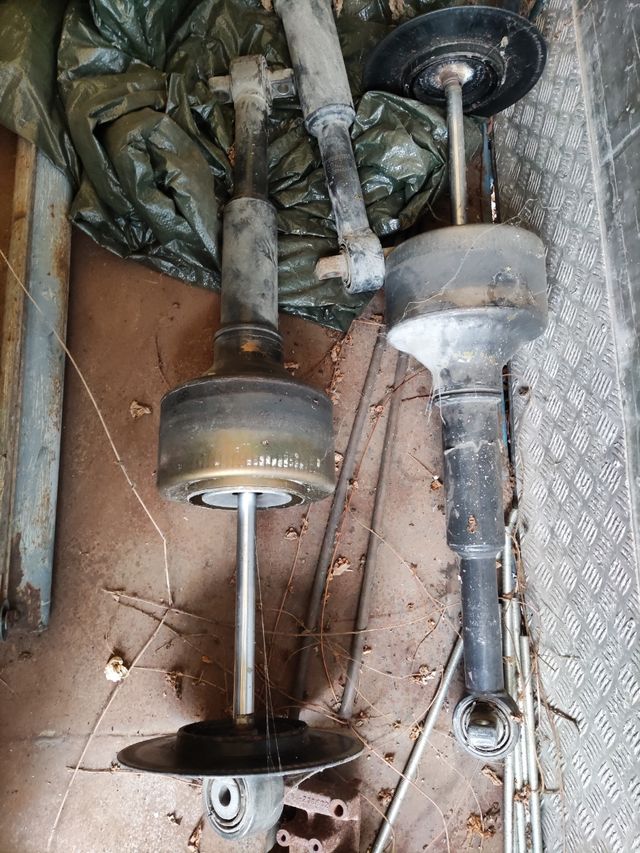 Ammortizzatori anteriori MAN 