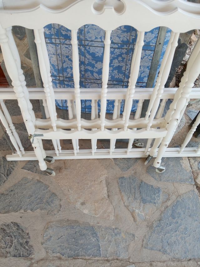 Camita bebe con colchón regalo