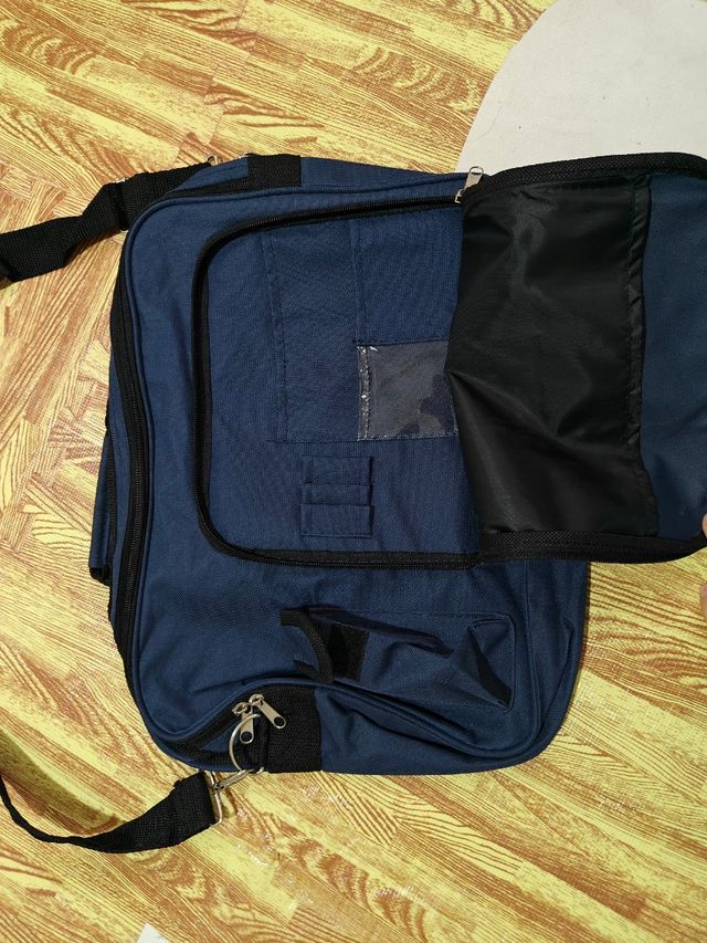 4.Borsa a tracolla per studenti