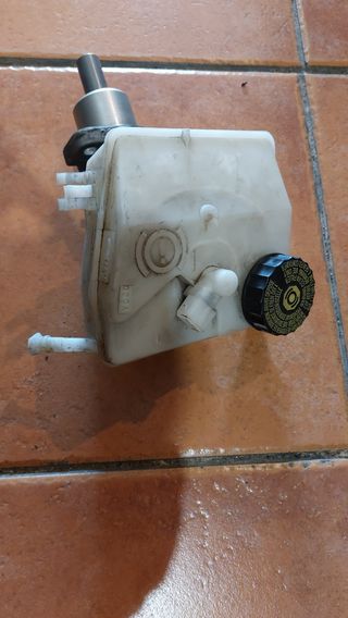 Bomba freno+depósito 206 gti