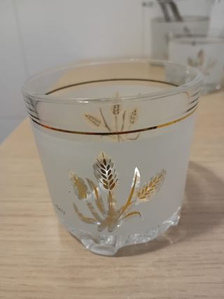 Lote cubitera más 5 vasos de whisky