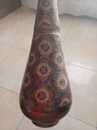 Precioso Jaron del latón