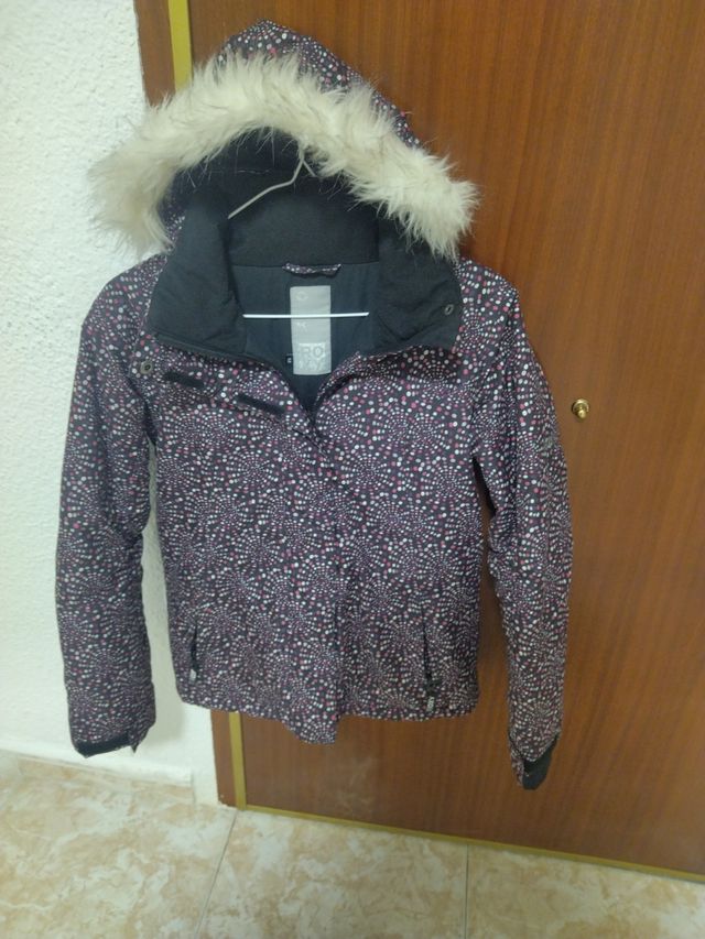 Abrigo para nieve de chica.