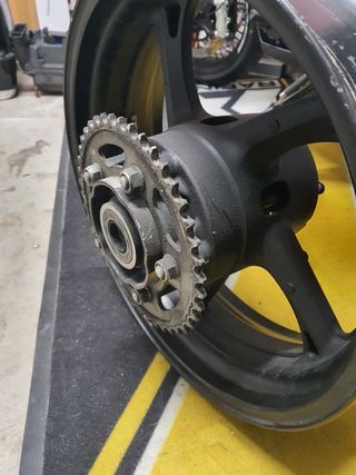 rueda trasero honda CB600F