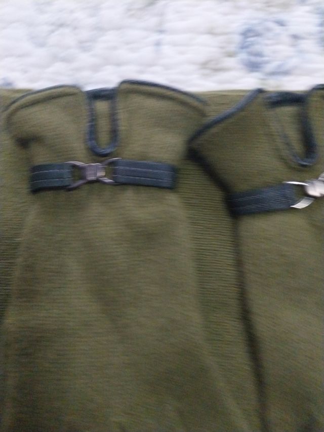 Conjunto de guantes y bufanda nuevos