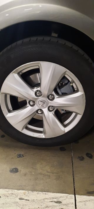Juego llantas  lexus is300 