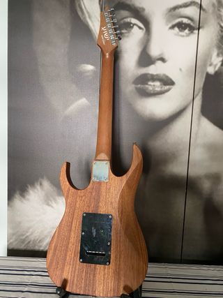 Super Strato de Teka