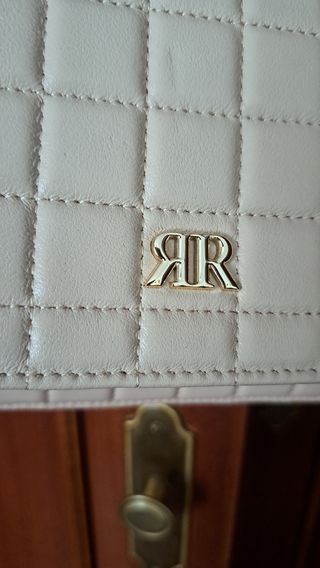 Bolso tipo Chanel beige