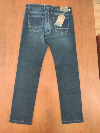 PANTALON VAQUERO HOMBRE