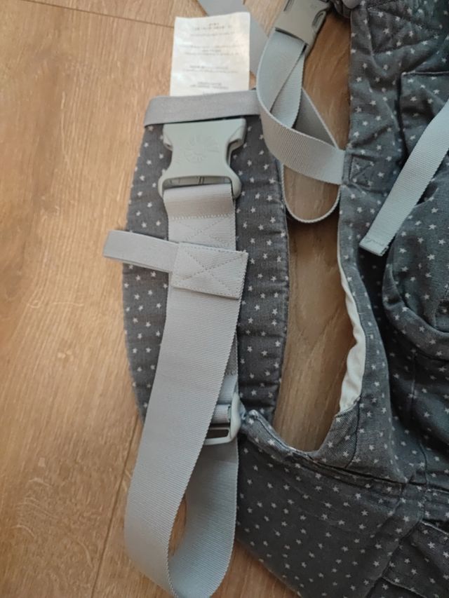 Mochila bebé Ergobaby. Refuerzo lumbar