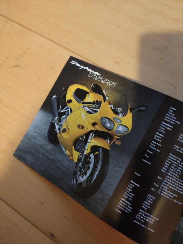 Catálogo motos Triumph 1996