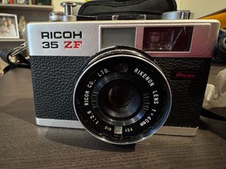 Cámara fotos analógica Ricoh 35 ZF