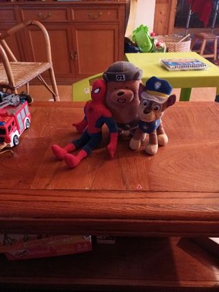 Peluches