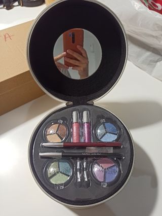 Estuche maquillaje