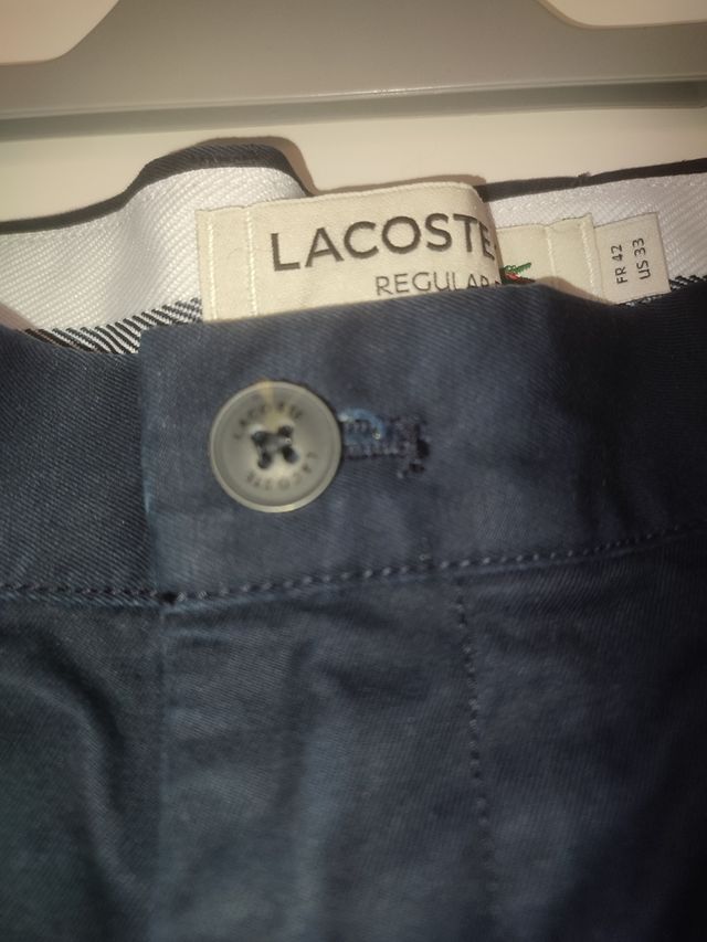 Pantalón chino Lacoste