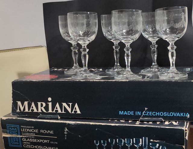 Juego de copas modelo mariana