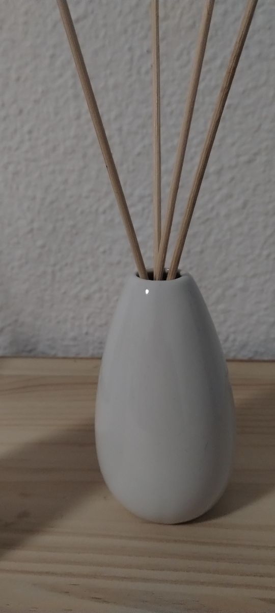 Jarróncitos blancos