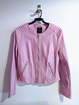 Chaqueta cazadora imitación cuero de Lefties