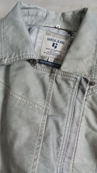 Cazadora cuero García Jeans. Mujer